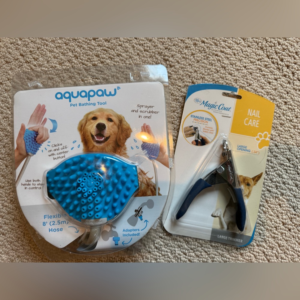 aquapaw Blue Pet Bathing Tool & Magic Coat Blue Nail Trimmer Duo